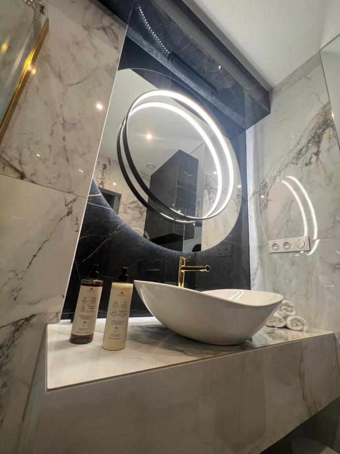 Coco Elite Apartments ザトル エクステリア 写真